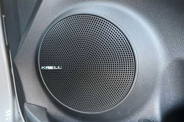 Hyundai KONA 64kWh Premium Auto 5dr (10.5kW Charger)