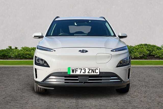 Hyundai KONA 64kWh Premium Auto 5dr (10.5kW Charger)