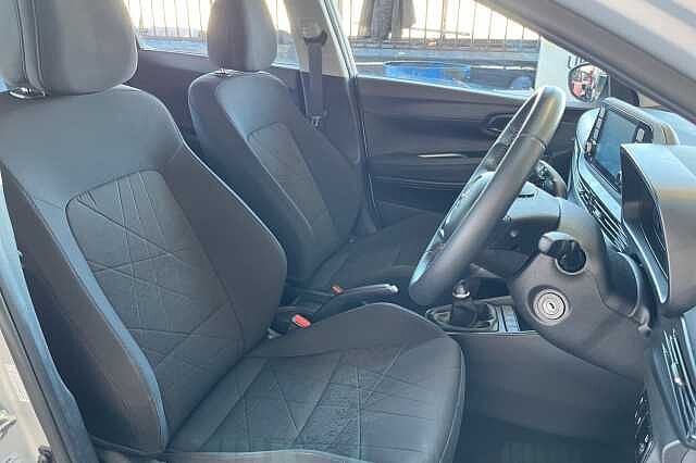 Hyundai BAYON 1.0 T-GDi MHEV SE Connect Euro 6 (s/s) 5dr