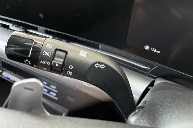 Hyundai KONA 1.6 h-GDi Ultimate SUV 5dr Petrol Hybrid DCT Euro 6 (s/s) (141 ps)