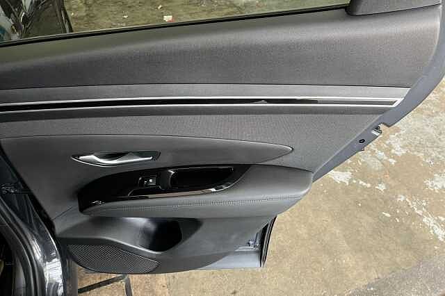 Hyundai TUCSON 1.6 T-GDi Premium Euro 6 (s/s) 5dr Grey