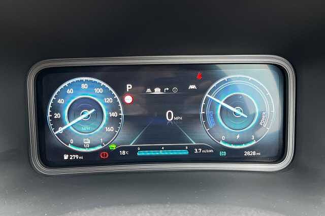 Hyundai KONA 64kWh Ultimate Auto 5dr (10.5kW Charger) Black