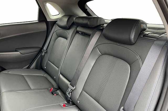 Hyundai KONA 64kWh Ultimate Auto 5dr (10.5kW Charger) Black