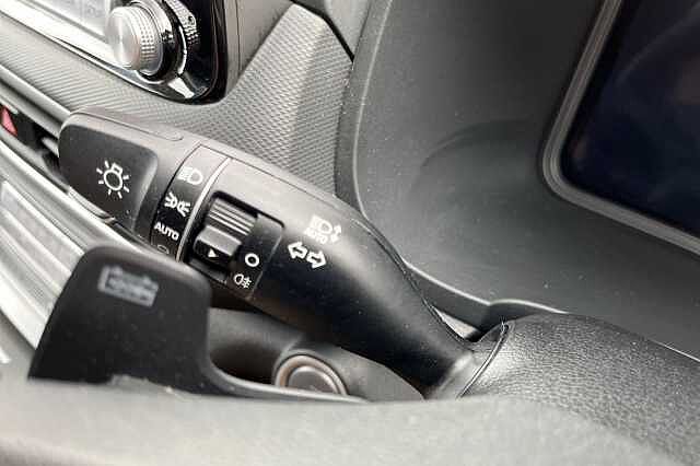Hyundai KONA 64kWh Ultimate Auto 5dr (10.5kW Charger) Black
