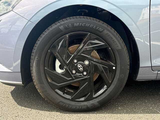 Hyundai i20 1.0T GDi 90 Black Line 5dr