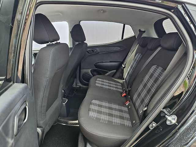 Hyundai i10 1.2 [79] Premium 5dr [Nav]