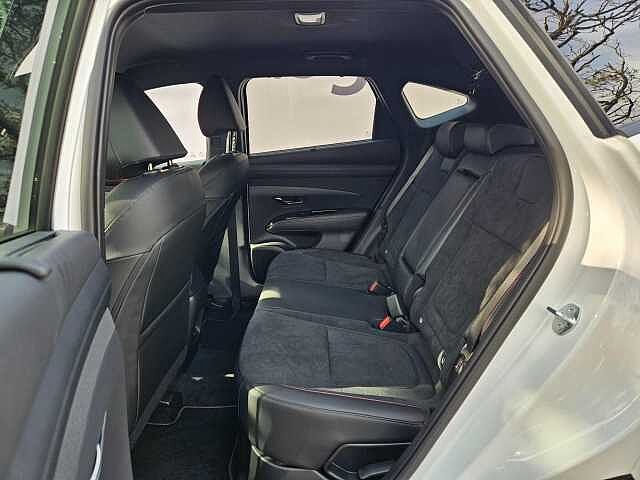 Hyundai TUCSON 1.6T 239 Hybrid N Line 5dr Auto White