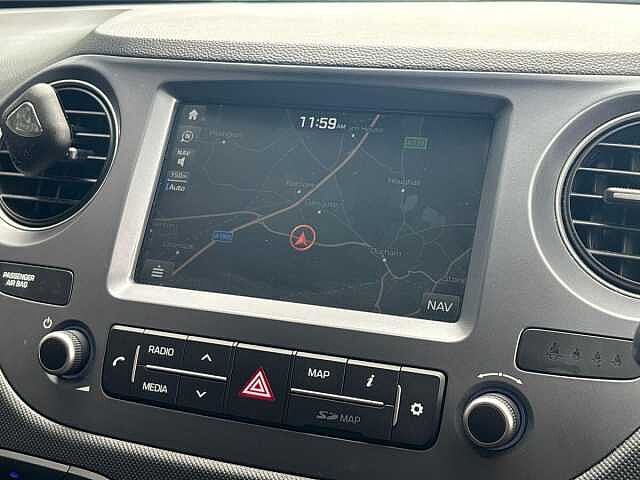 Hyundai I10 1.0 Play 5dr White