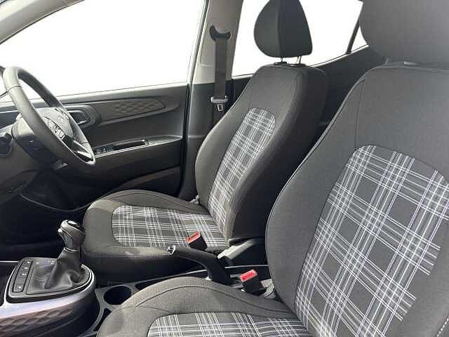 Hyundai i10 1.2 [79] Premium 5dr Auto [Nav]