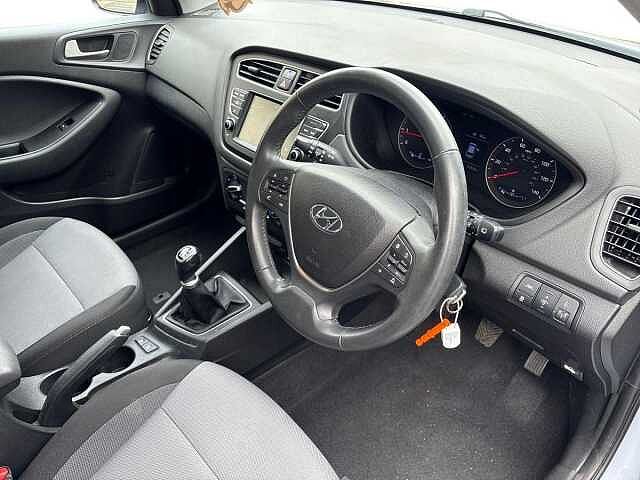 Hyundai i20 1.2 MPi Play 5dr