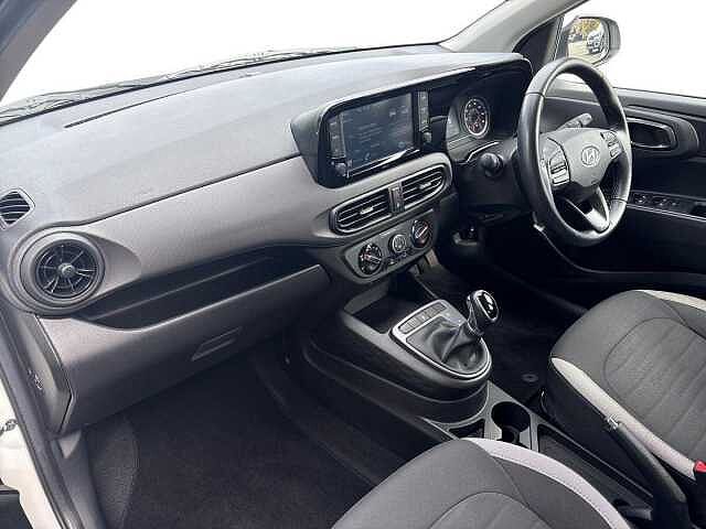 Hyundai I10 1.2 MPi SE Connect 5dr Auto White