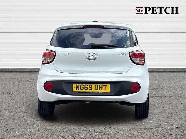 Hyundai i10 1.0 Play Euro 6 5dr