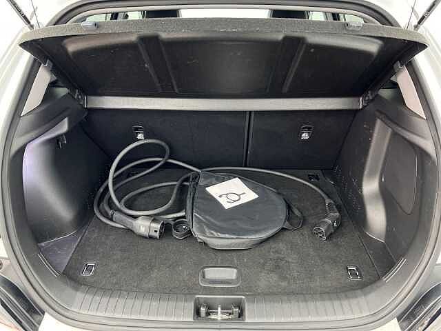 Hyundai KONA 64kWh Ultimate ATLAS WHITE
