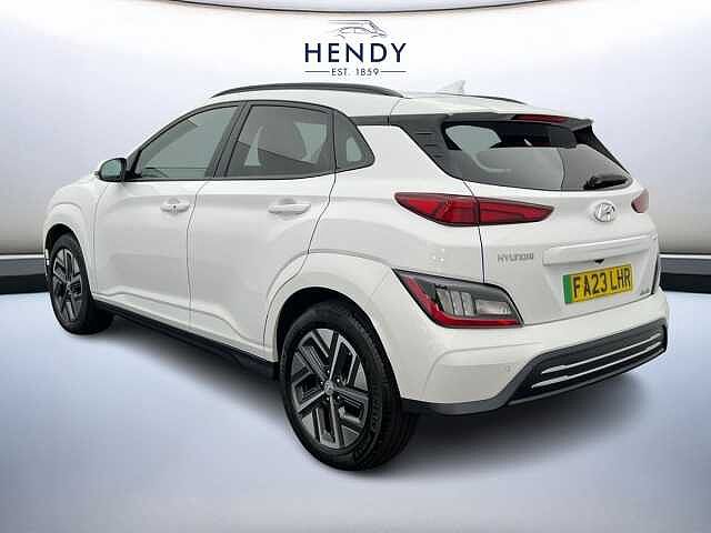 Hyundai KONA 64kWh Ultimate ATLAS WHITE