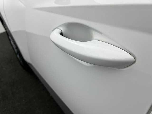 Hyundai TUCSON TGDi SE Connect WHITE