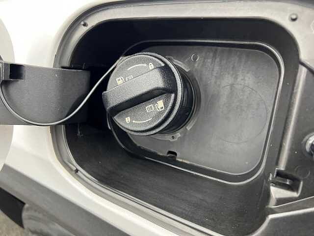 Hyundai TUCSON TGDi SE Connect WHITE
