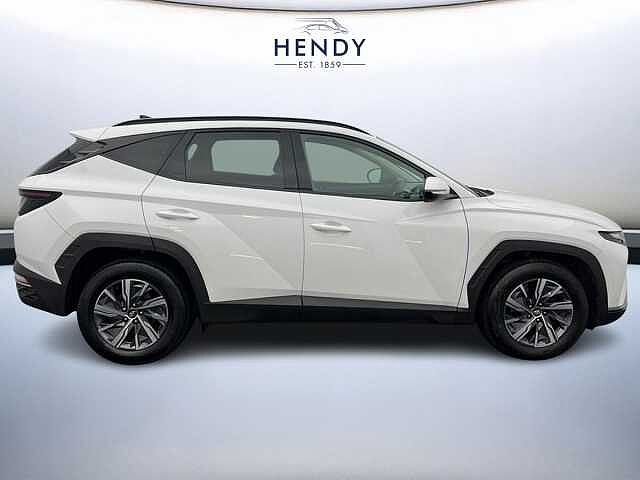Hyundai TUCSON TGDi SE Connect WHITE