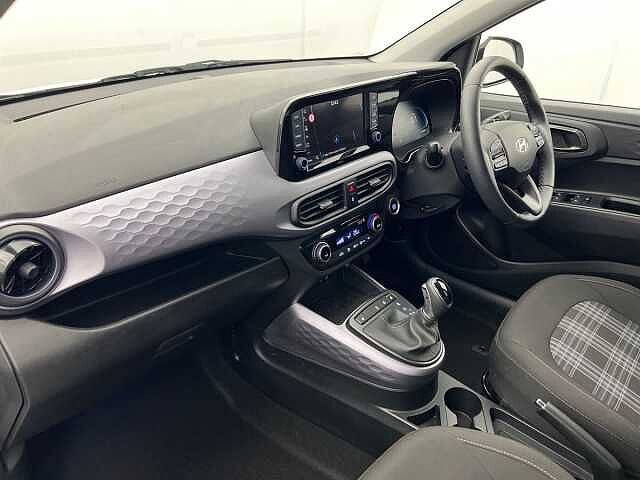 Hyundai I10 1.0 [63] Premium 5dr Auto [Nav]