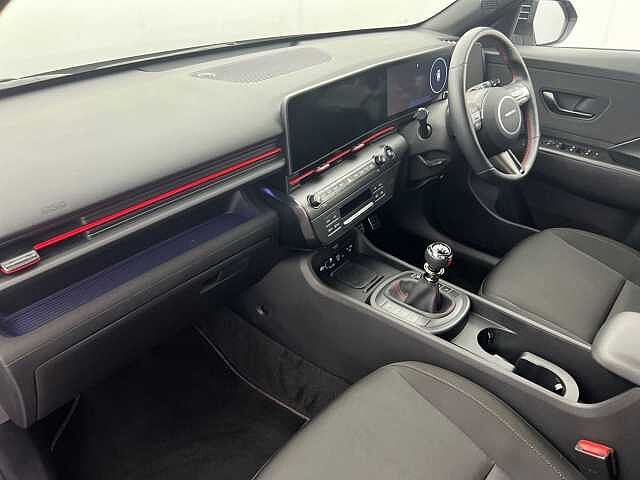 Hyundai KONA 1.6T 138 N Line 5dr SHIMMERING SILVER