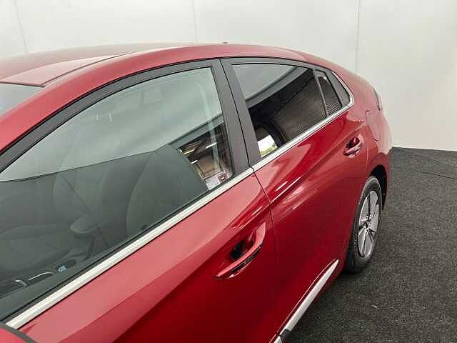 Hyundai IONIQ 1.6 GDi Hybrid DCT Premium