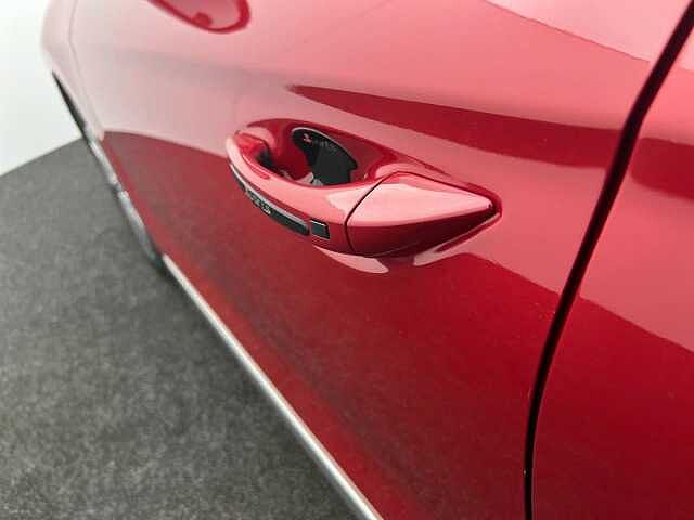 Hyundai IONIQ 1.6 GDi Hybrid DCT Premium