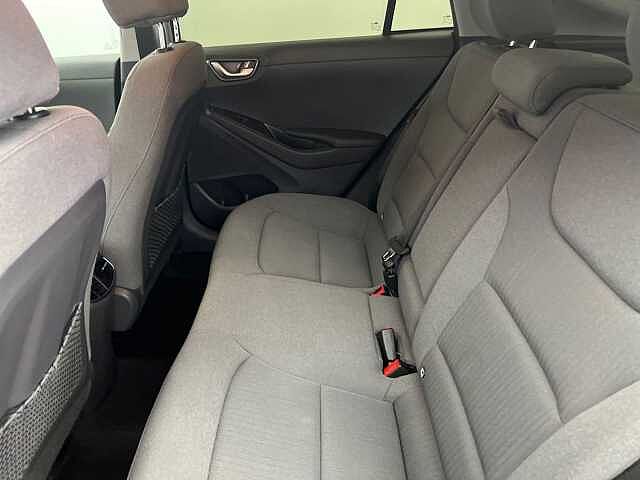 Hyundai IONIQ 1.6 GDi Hybrid DCT Premium
