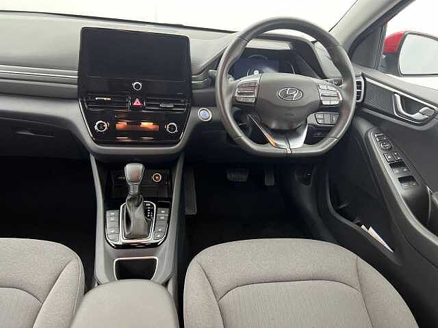 Hyundai IONIQ 1.6 GDi Hybrid DCT Premium