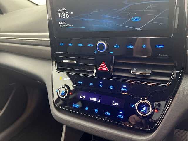 Hyundai IONIQ 1.6 GDi Hybrid DCT Premium