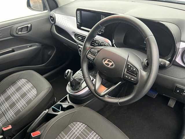Hyundai I10 1.2 [79] Premium 5dr Auto [Nav]