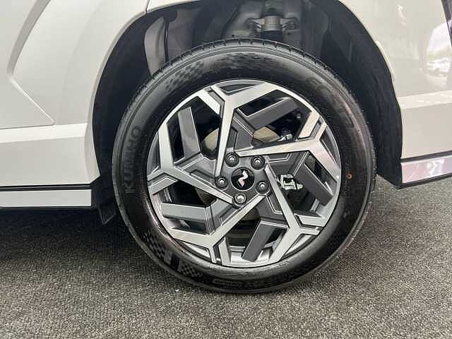 Hyundai KONA 1.6 Hybrid 138 N Line 5dr DCT WHITE