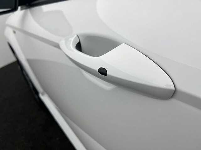 Hyundai KONA 1.6 Hybrid 138 N Line 5dr DCT WHITE