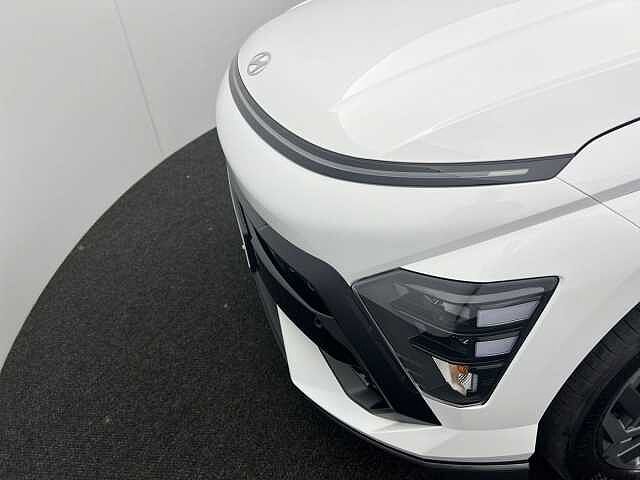 Hyundai KONA 1.6 Hybrid 138 N Line 5dr DCT WHITE