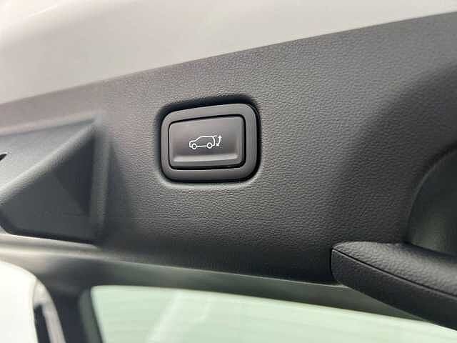Hyundai KONA 1.6 Hybrid 138 N Line 5dr DCT WHITE
