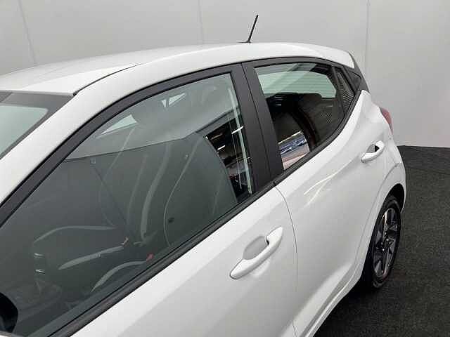 Hyundai I10 1.2 [79] Advance 5dr [Nav] ATLAS WHITE