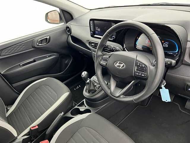 Hyundai I10 1.2 [79] Advance 5dr [Nav] ATLAS WHITE