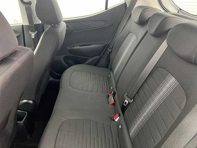 Hyundai I10 1.0 63 Nav Advance Petrol Auto GREY
