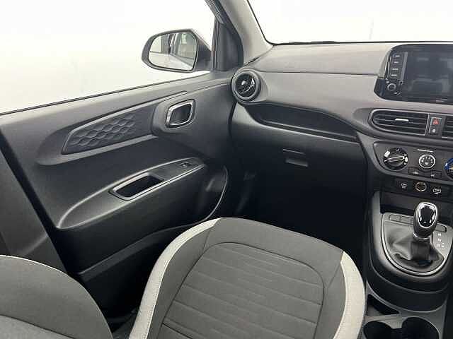 Hyundai I10 1.0 63 Nav Advance Petrol Auto GREY