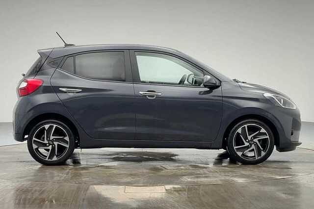 Hyundai KONA 1.6 Hybrid 129 N Line 5dr DCT BLACK