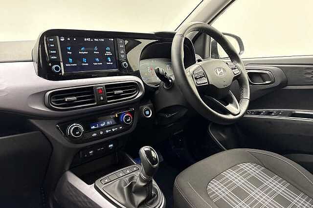 Hyundai KONA 1.6 Hybrid 129 N Line 5dr DCT BLACK