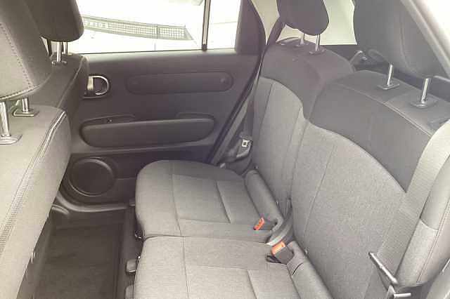 Hyundai INSTER 85kW 02 49kWh 5dr Auto White