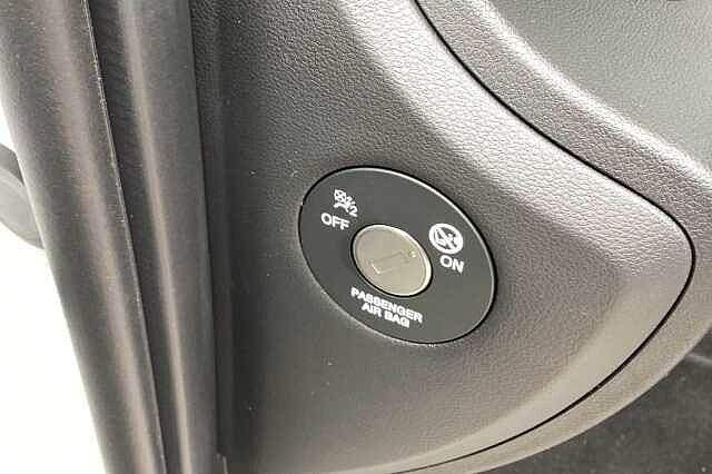 Hyundai INSTER 85kW 02 49kWh 5dr Auto White