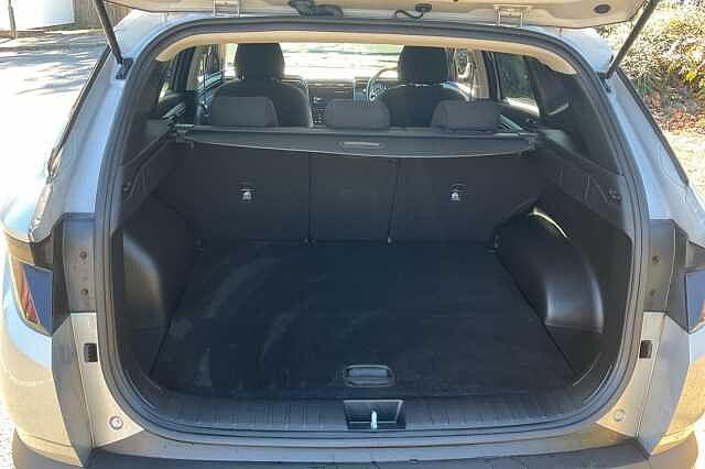 Hyundai TUCSON 1.6 TGDi Hybrid 230 SE Connect 5dr 2WD Auto Silver