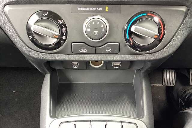 Hyundai I10 1.0 [63] Advance 5dr [Nav] White