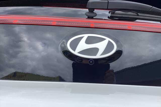 Hyundai BAYON 1.0 TGDi [90] Tech Line 5dr DCT White