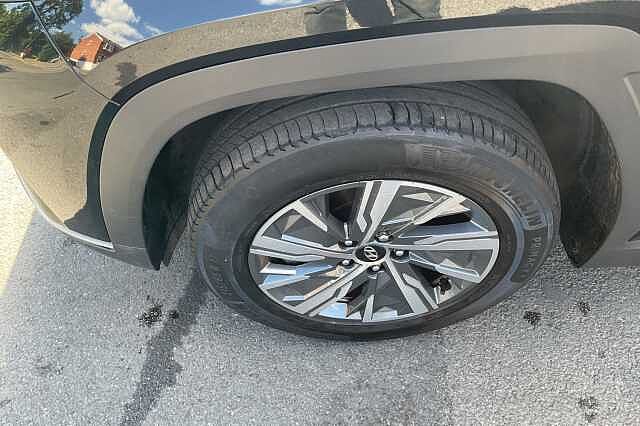 Hyundai TUCSON 1.6 TGDi Hybrid 230 SE Connect 5dr 2WD Auto