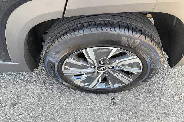 Hyundai TUCSON 1.6 TGDi Hybrid 230 SE Connect 5dr 2WD Auto
