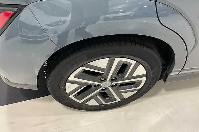 Hyundai KONA 150kW Premium 64kWh 5dr Auto