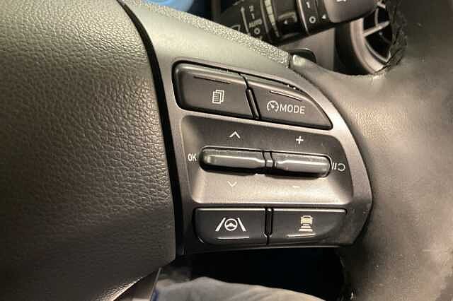 Hyundai KONA 150kW Premium 64kWh 5dr Auto