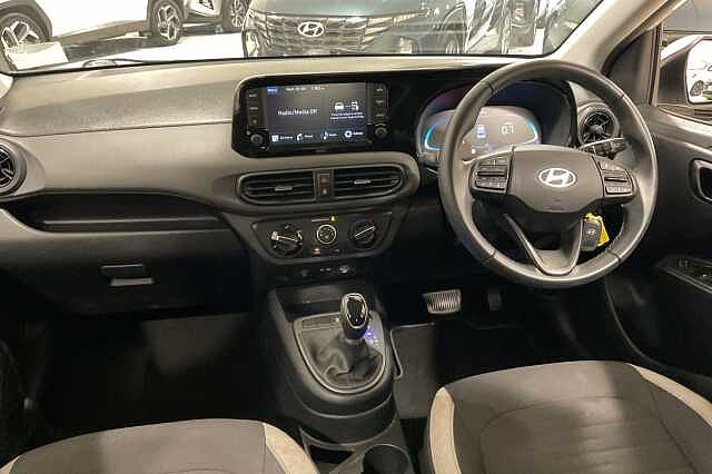 Hyundai i10 1.0 Advance 5dr Auto
