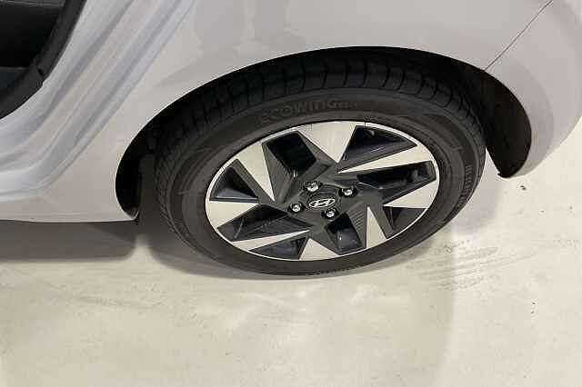 Hyundai i10 1.0 Advance 5dr Auto